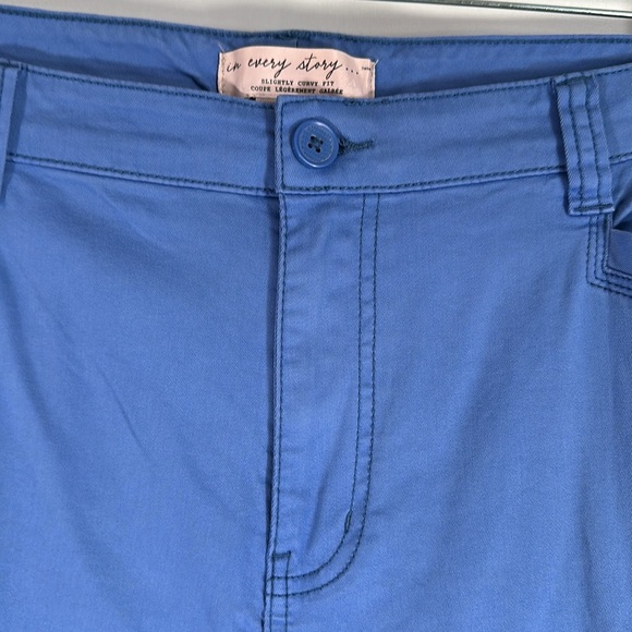 Penningtons Blue Slightly Curvy Fit Cropped Pants Size 20 - Picture 3 of 9